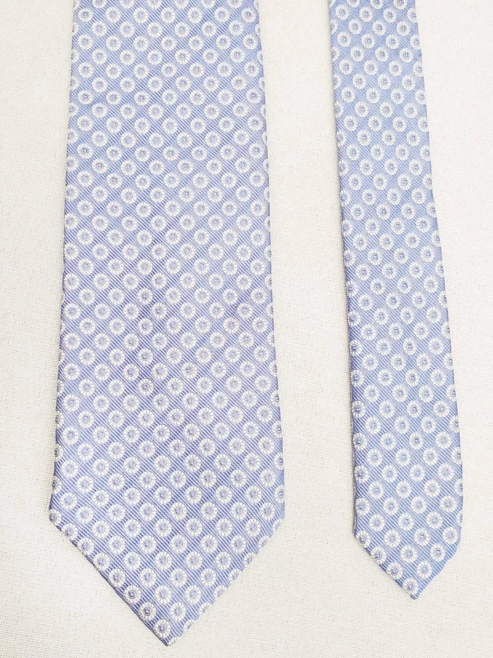 Drake's Drakes Men's Blue White Silk Brocade Circle Polka Dot Medallion Tie